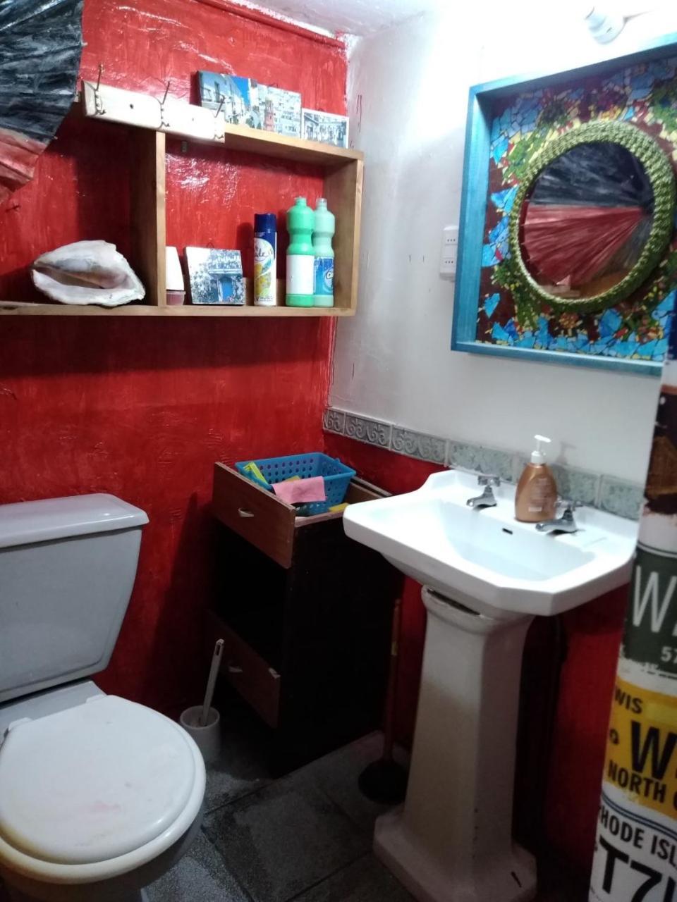 Hostal Buena Vista Сан-Антонио Экстерьер фото
